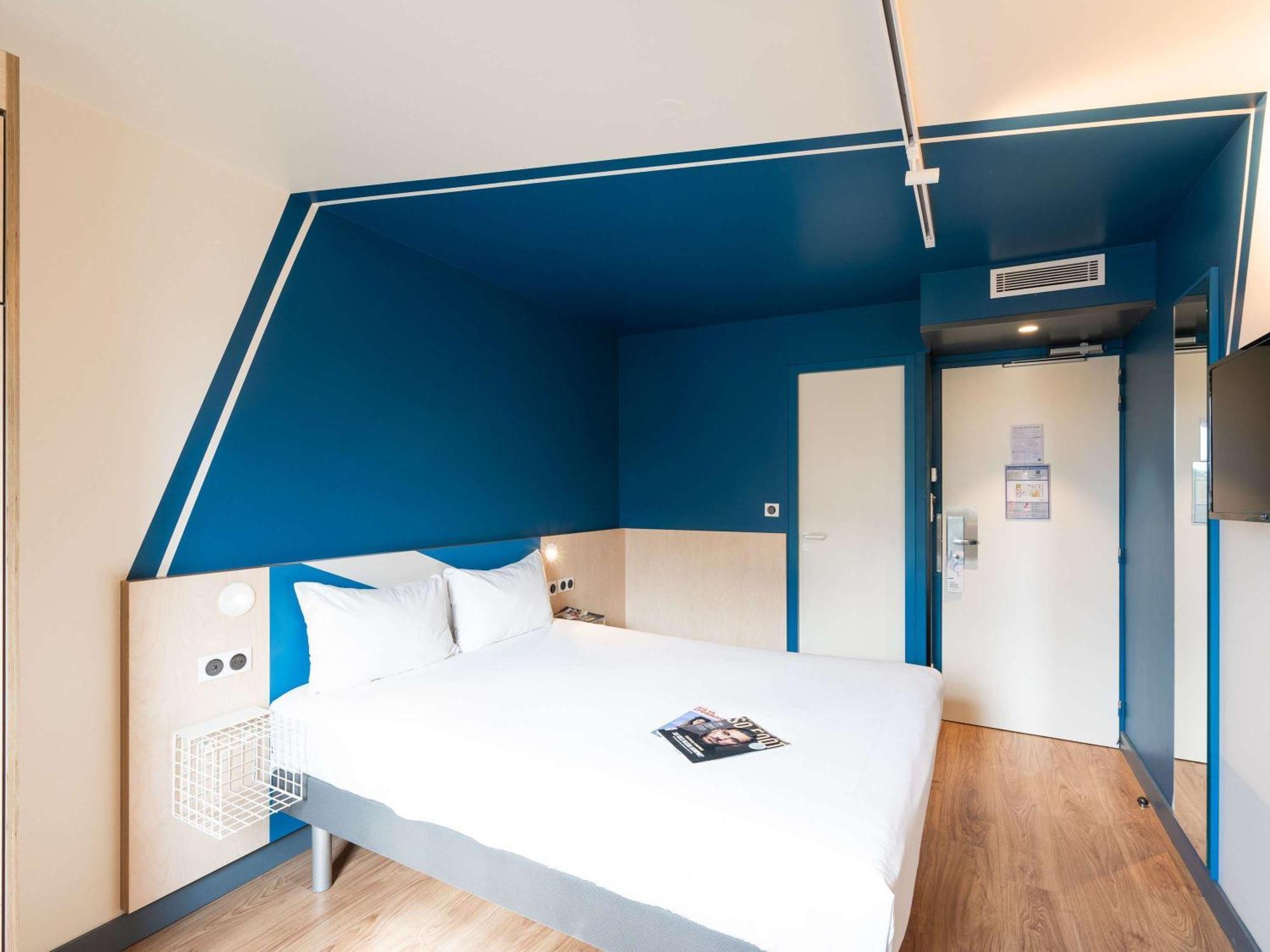 Ibis Budget Lyon Centre Confluence Εξωτερικό φωτογραφία