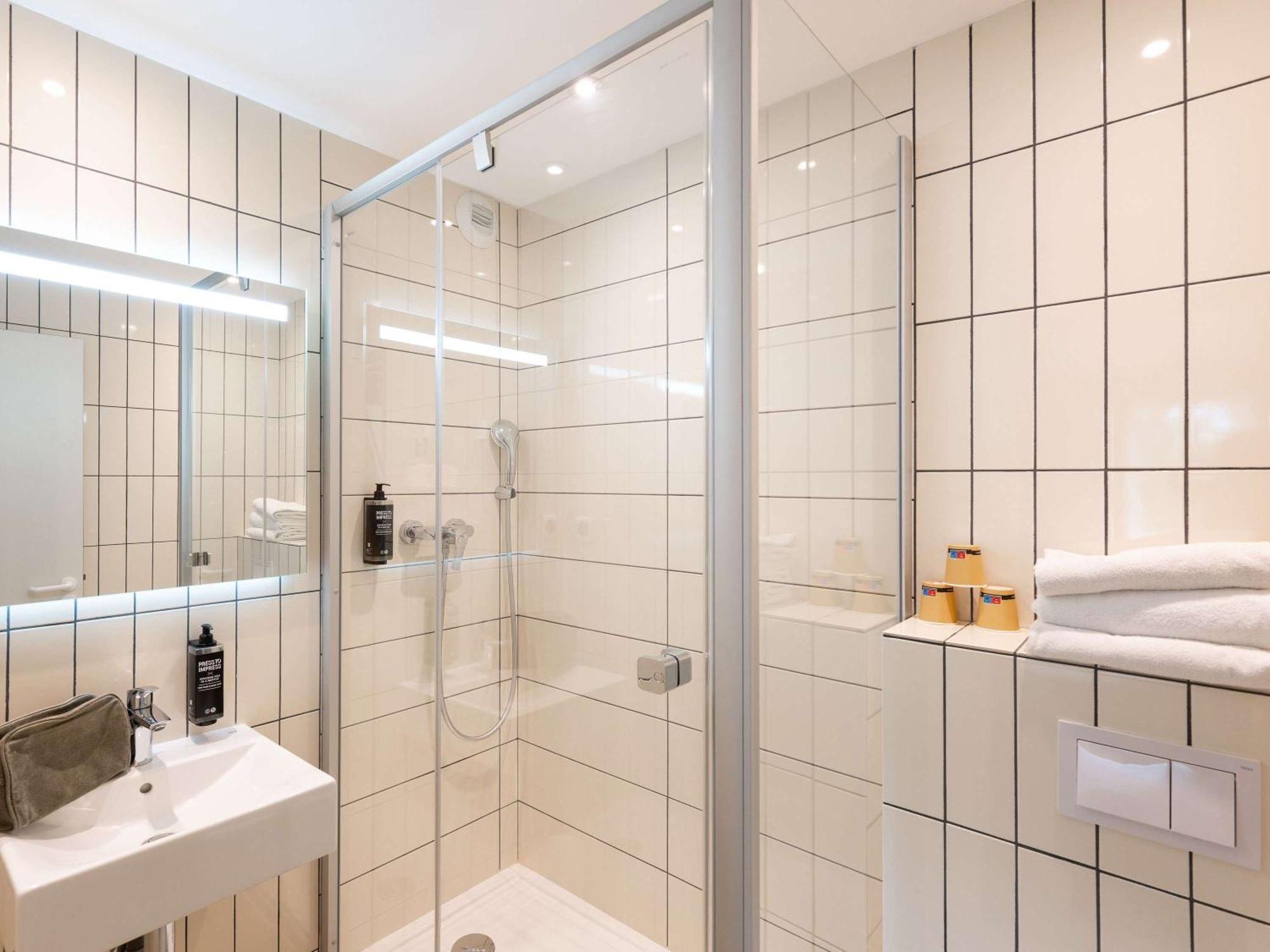 Ibis Budget Lyon Centre Confluence Εξωτερικό φωτογραφία